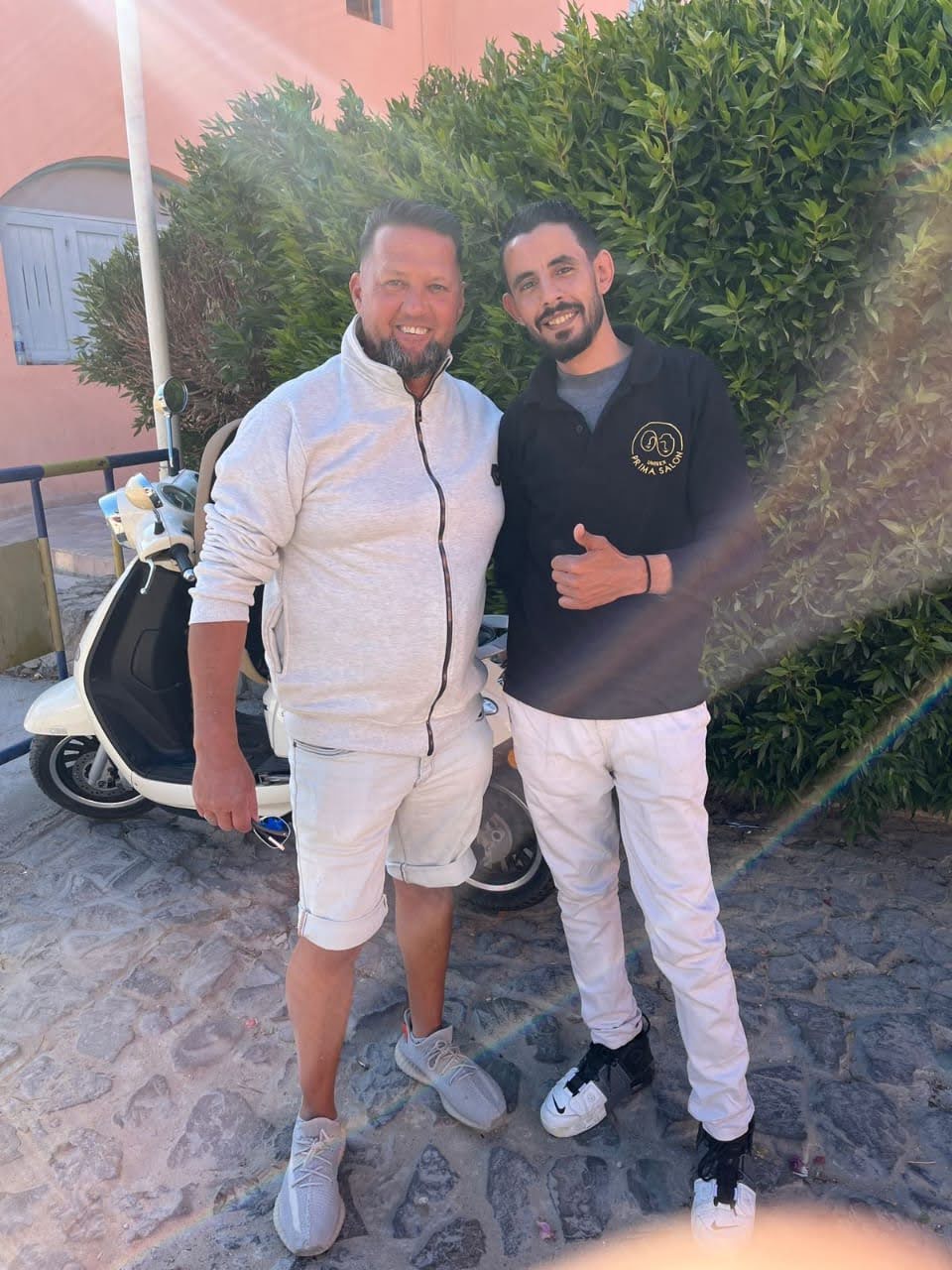 صورة الحلاق