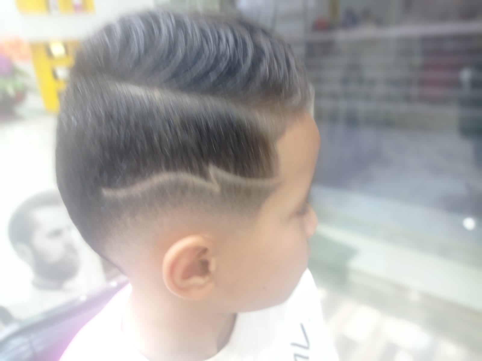 صورة الحلاق